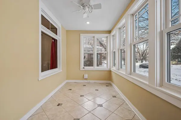 3333 Harriet AVE, Minneapolis, MN 55408