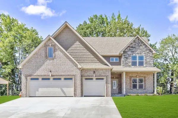 564 Bowden Dr, Clarksville, TN 37043