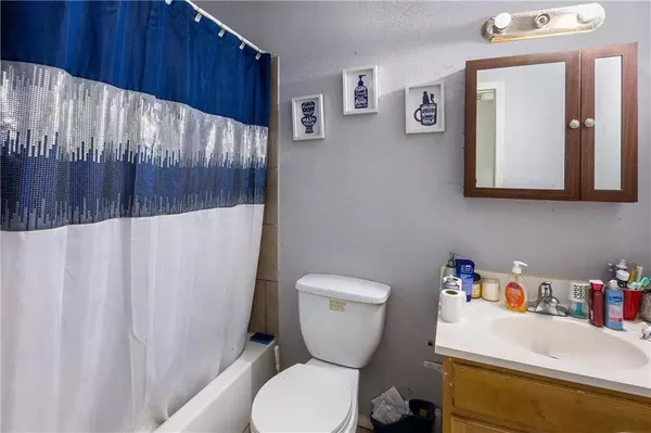 3208 DANIEL DR, Violet, LA 70092