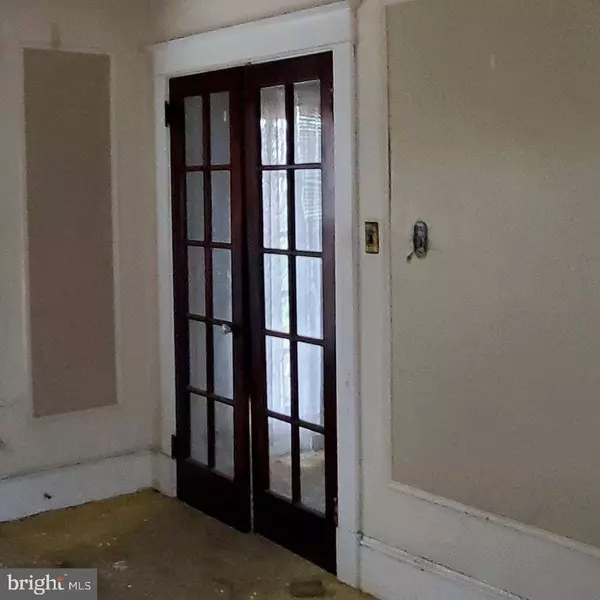 706 E GRANT AVE, Vineland, NJ 08360