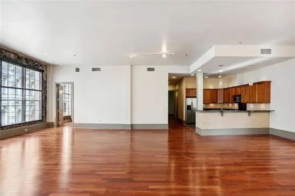 821 PERDIDO ST #3A, New Orleans, LA 70112