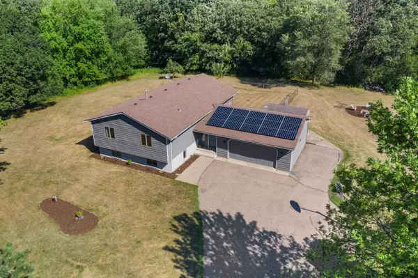 580 County Road A, Hudson Twp, WI 54016