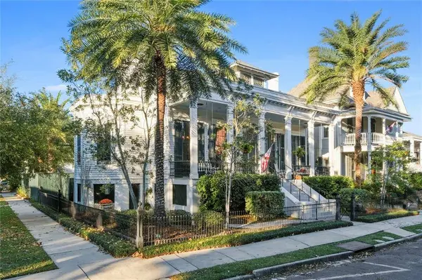 3723 CARONDELET ST, New Orleans, LA 70115