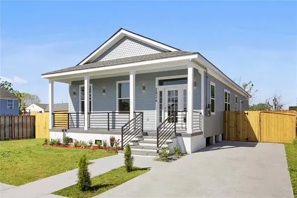 2926 SPAIN ST, New Orleans, LA 70122