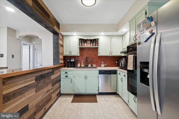 3608 NEWBERRY RD, Philadelphia, PA 19154