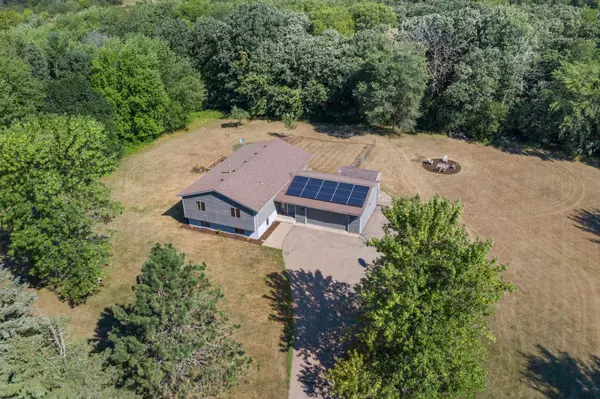 580 County Road A, Hudson Twp, WI 54016