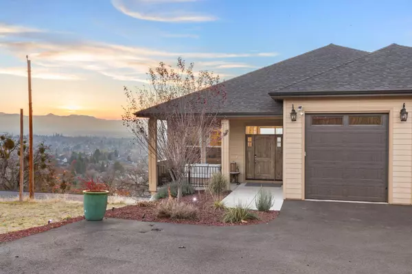 3266 Annapolis DR, Medford, OR 97504