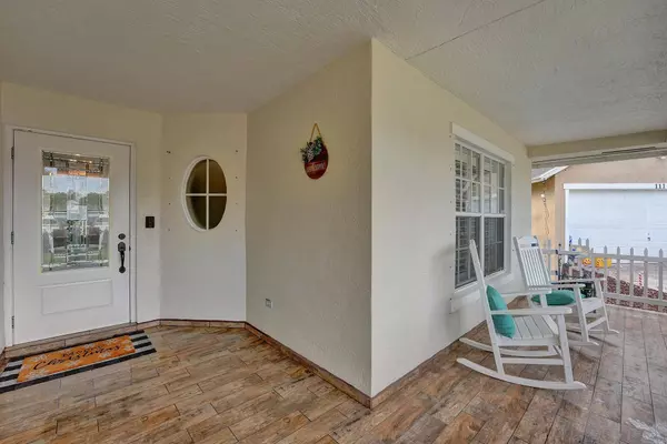 109 Country Club WAY, Royal Palm Beach, FL 33411