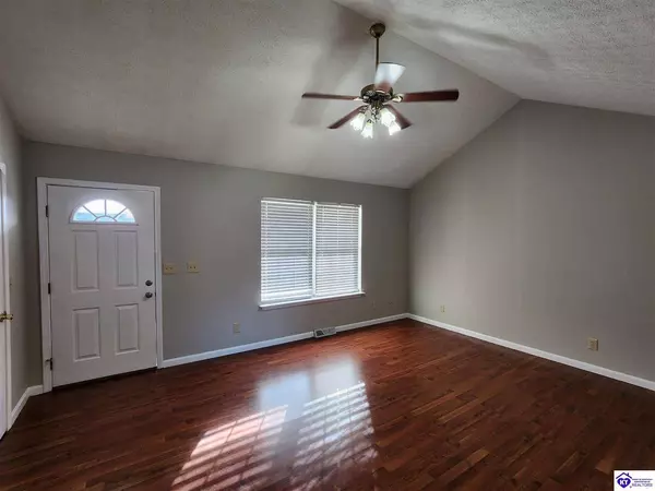 1969 Bacon Creek Road, Elizabethtown, KY 42701