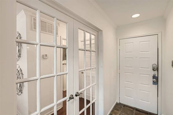 8888 Tallwood DR #3302, Austin, TX 78759