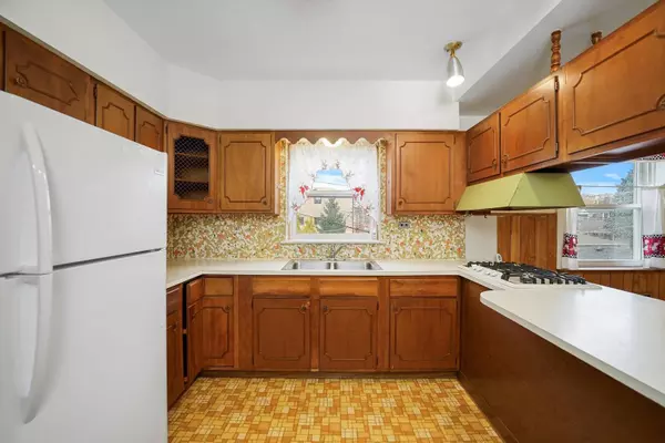 3362 N NARRAGANSETT Avenue, Chicago, IL 60634