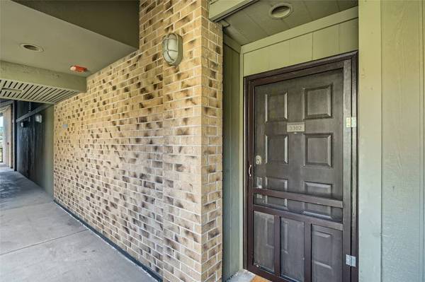 8888 Tallwood DR #3302, Austin, TX 78759