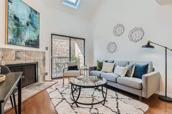 8888 Tallwood DR #3302, Austin, TX 78759