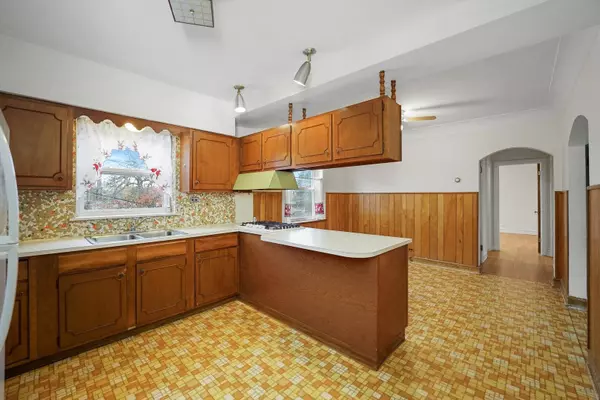 3362 N NARRAGANSETT Avenue, Chicago, IL 60634