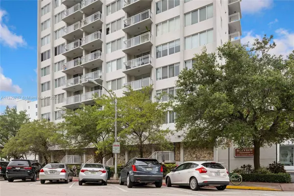 1345 Lincoln Rd #1006, Miami Beach, FL 33139