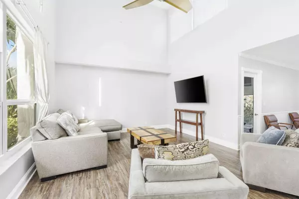 18149 SE Fairview CIR, Jupiter, FL 33469