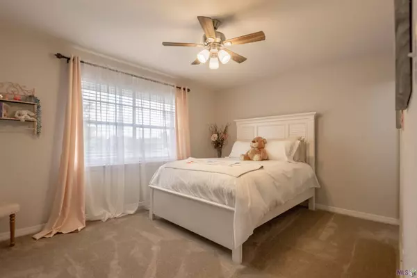 12334 S HARRELLS FERRY RD #8-D, Baton Rouge, LA 70816