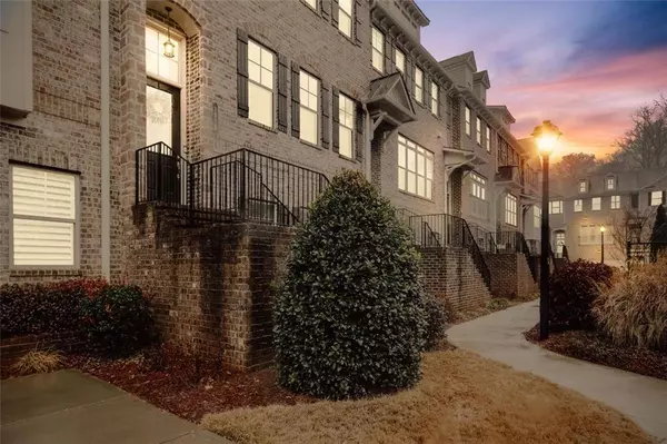 1975 Raven WAY, Chamblee, GA 30341