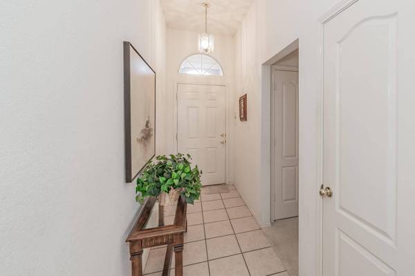 2202 Green Stone Drive, Arlington, TX 76001