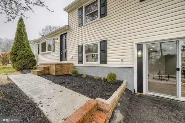 232 DAWSON DR, Cockeysville, MD 21030