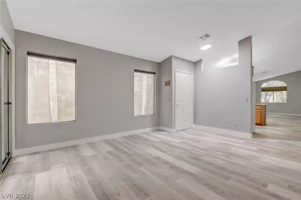 6620 Mount Dutton Drive, Las Vegas, NV 89156