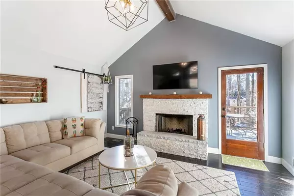 1692 Hillside ST, Marietta, GA 30066