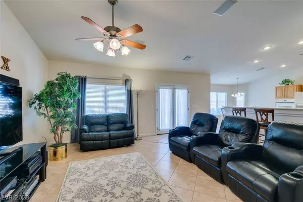 70 Horseweed Circle, Henderson, NV 89002