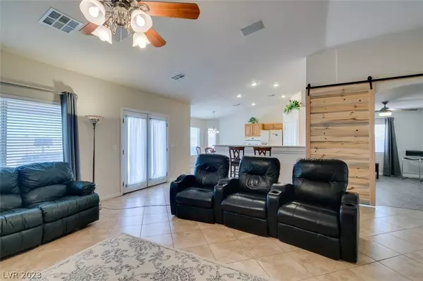 70 Horseweed Circle, Henderson, NV 89002