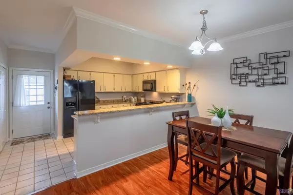 12334 S HARRELLS FERRY RD #8-D, Baton Rouge, LA 70816