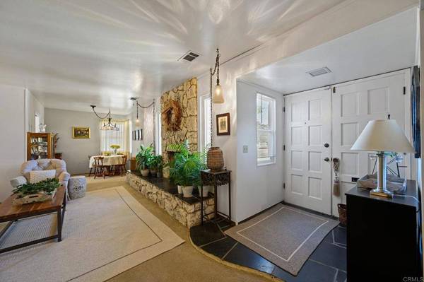 2525 Pheasant DR, San Diego, CA 92123