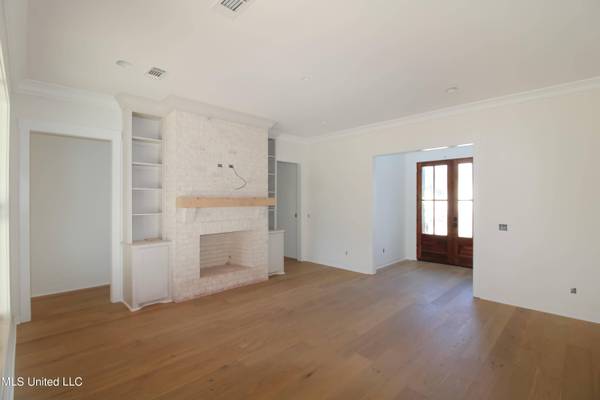 105 Biltmore Cove, Flowood, MS 39232