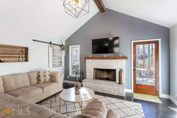 1692 Hillside ST, Marietta, GA 30066