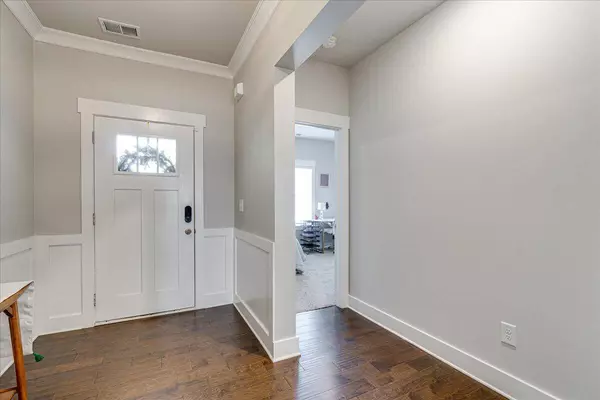 7584 Highborne Ln, Ooltewah, TN 37363