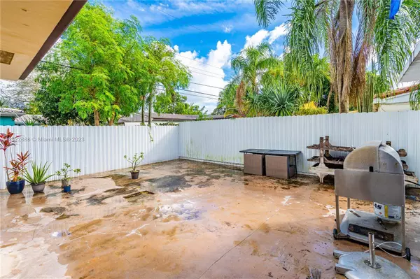 18401 NE 19th Ct, North Miami Beach, FL 33179