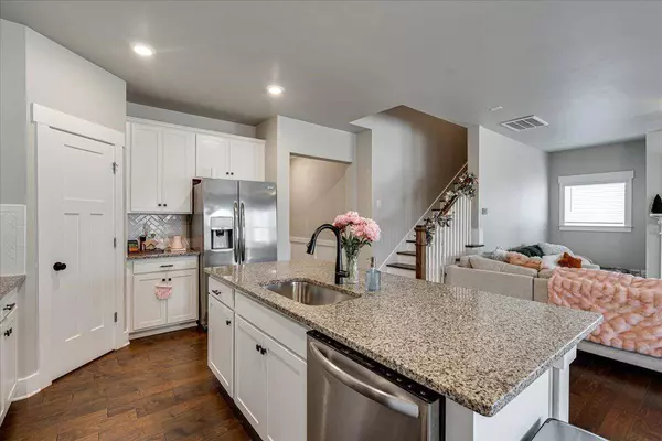 7584 Highborne Ln, Ooltewah, TN 37363