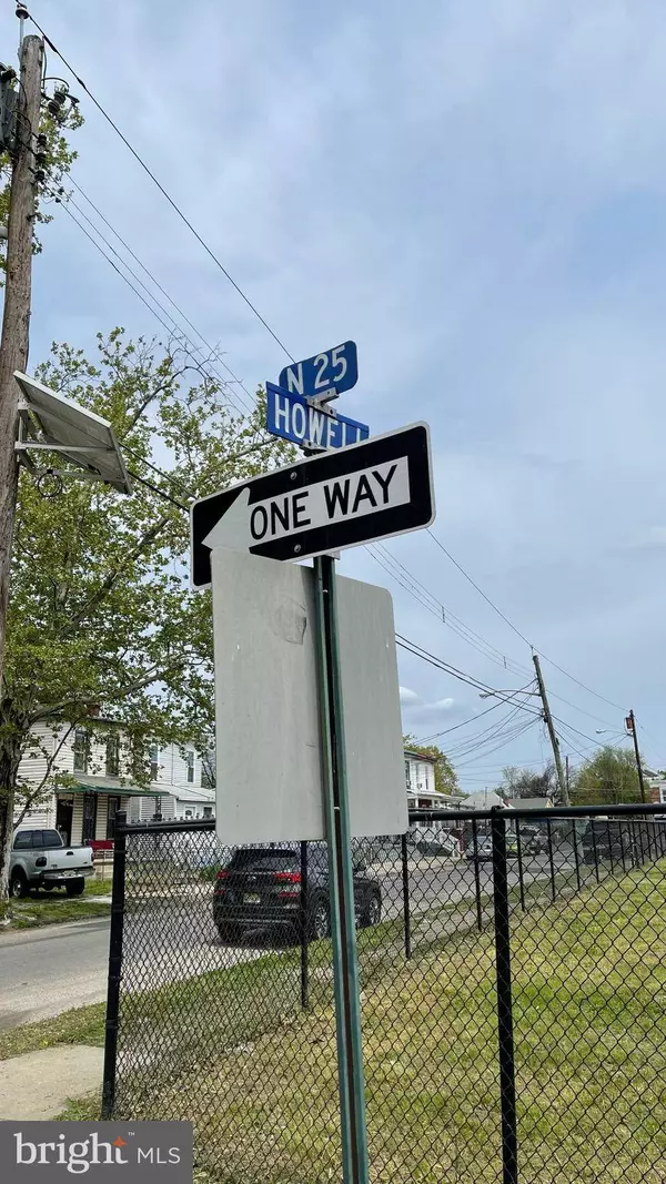 2501 HOWELL ST, Camden, NJ 08105