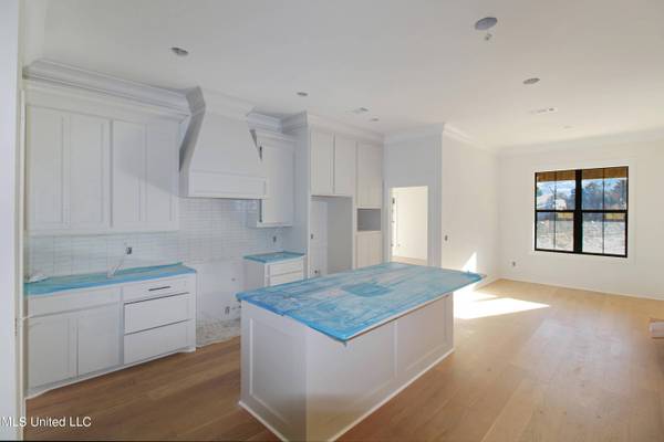 105 Biltmore Cove, Flowood, MS 39232