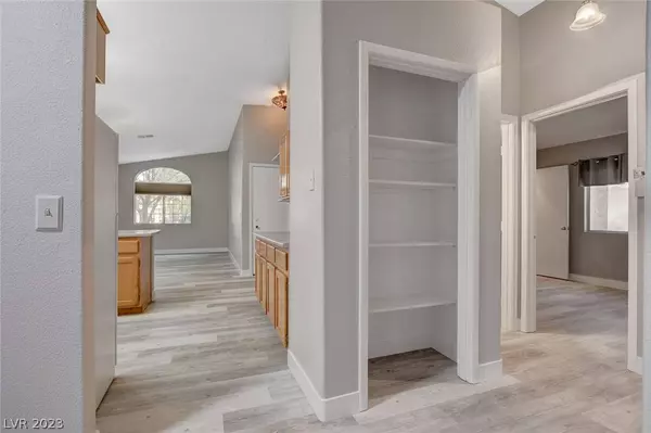 6620 Mount Dutton Drive, Las Vegas, NV 89156