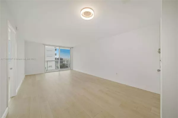 1345 Lincoln Rd #1006, Miami Beach, FL 33139