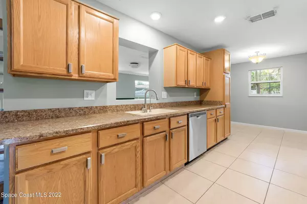 108 Uranus Court, Indialantic, FL 32903