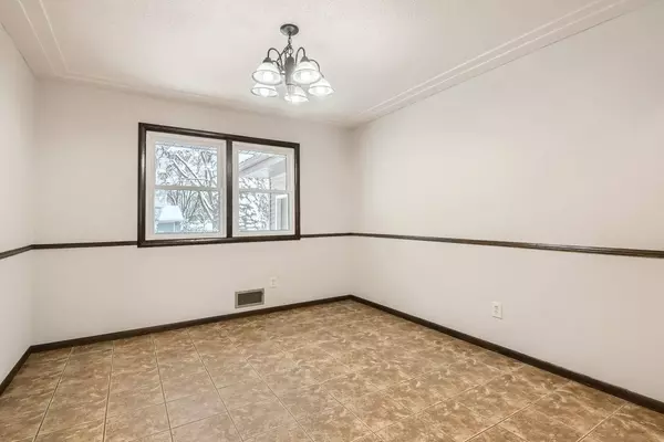 1261 North CT, New Brighton, MN 55112