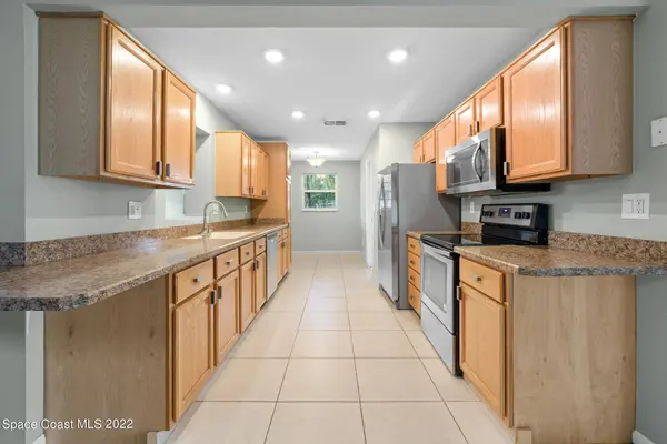 108 Uranus Court, Indialantic, FL 32903