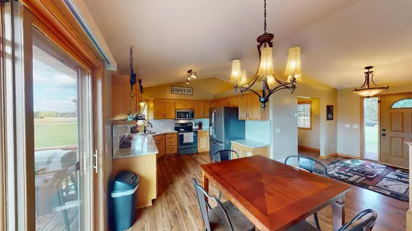 11512 284th AVE NW, Zimmerman, MN 55398