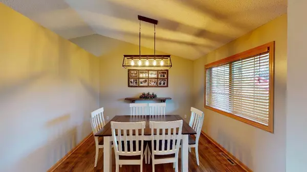 11512 284th AVE NW, Zimmerman, MN 55398