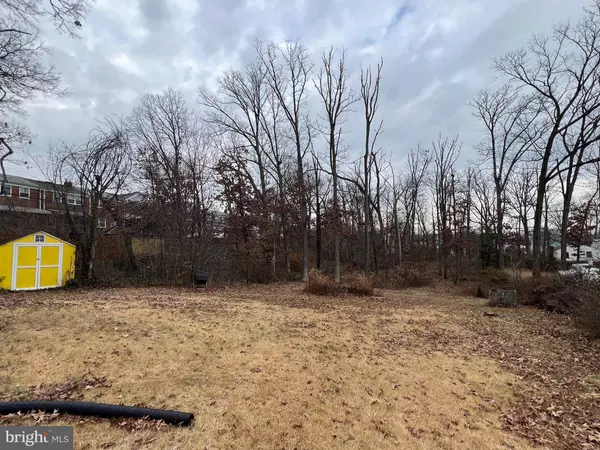 8123 CONDUIT RD, Parkville, MD 21234