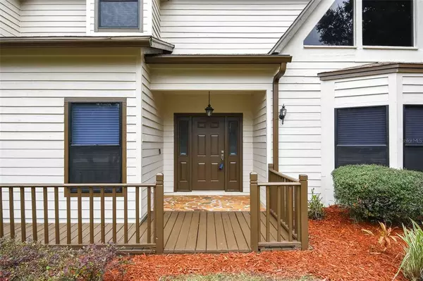 6040 COUNTRY CLUB RD, Wesley Chapel, FL 33544