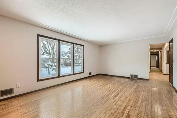 1261 North CT, New Brighton, MN 55112