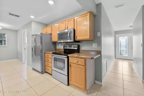 108 Uranus Court, Indialantic, FL 32903