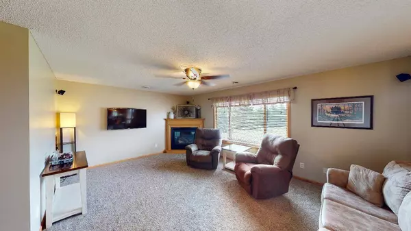 11512 284th AVE NW, Zimmerman, MN 55398