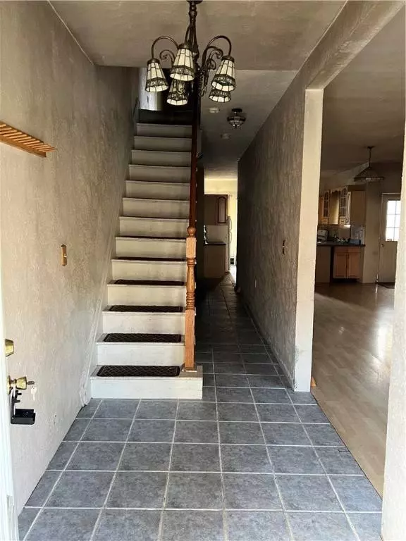 734 Ohio Ave, Glassport, PA 15045